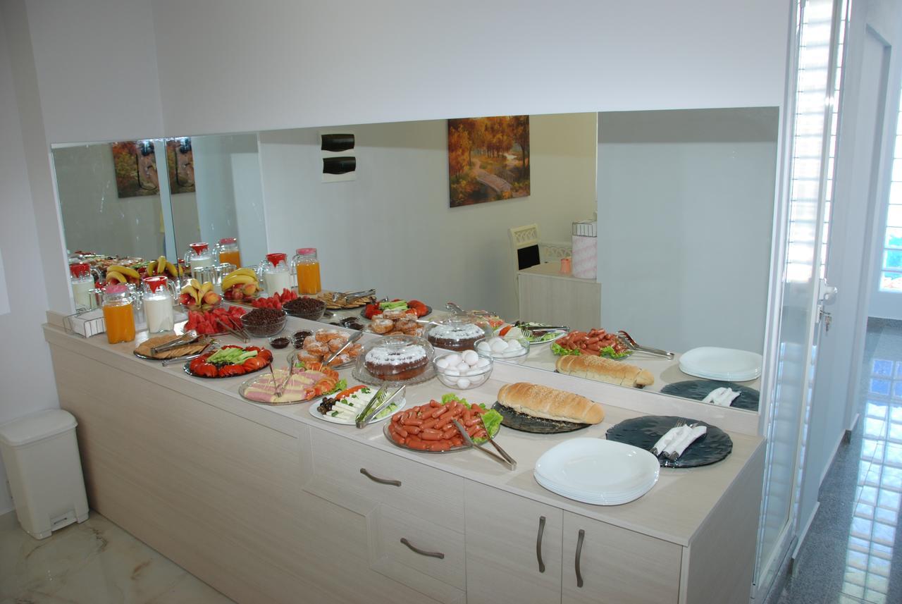 The City Gate Hotel Σαράντα Εξωτερικό φωτογραφία