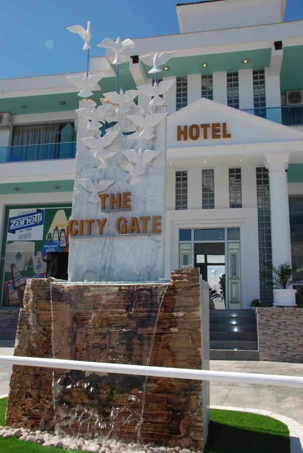 The City Gate Hotel Σαράντα Εξωτερικό φωτογραφία