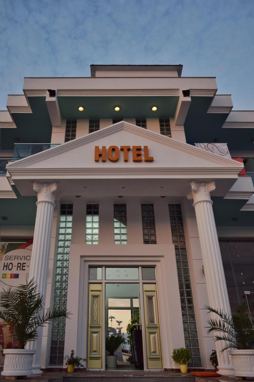 The City Gate Hotel Σαράντα Εξωτερικό φωτογραφία